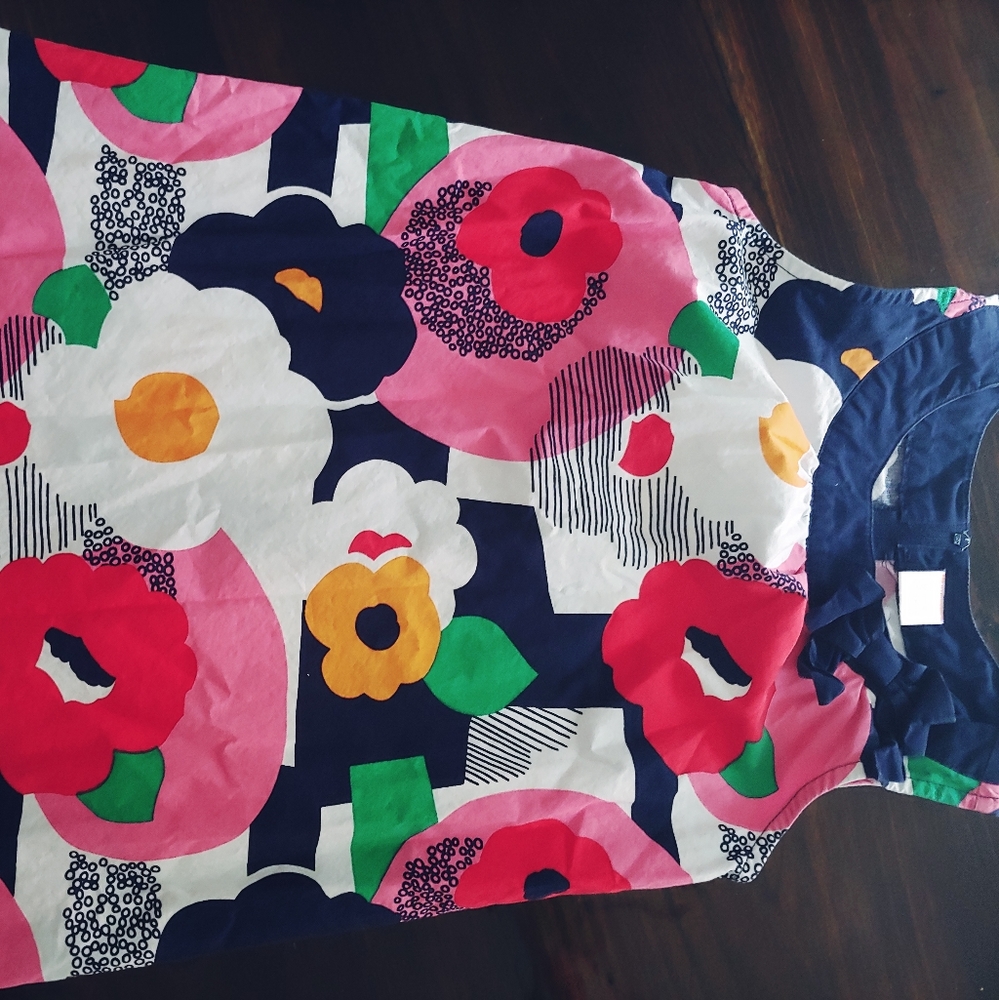 Girls sleeveless dress